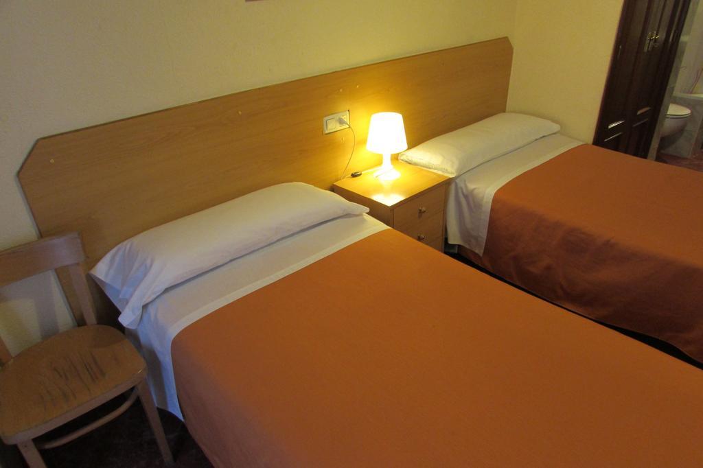 Hostal Prim Madrid Exterior photo